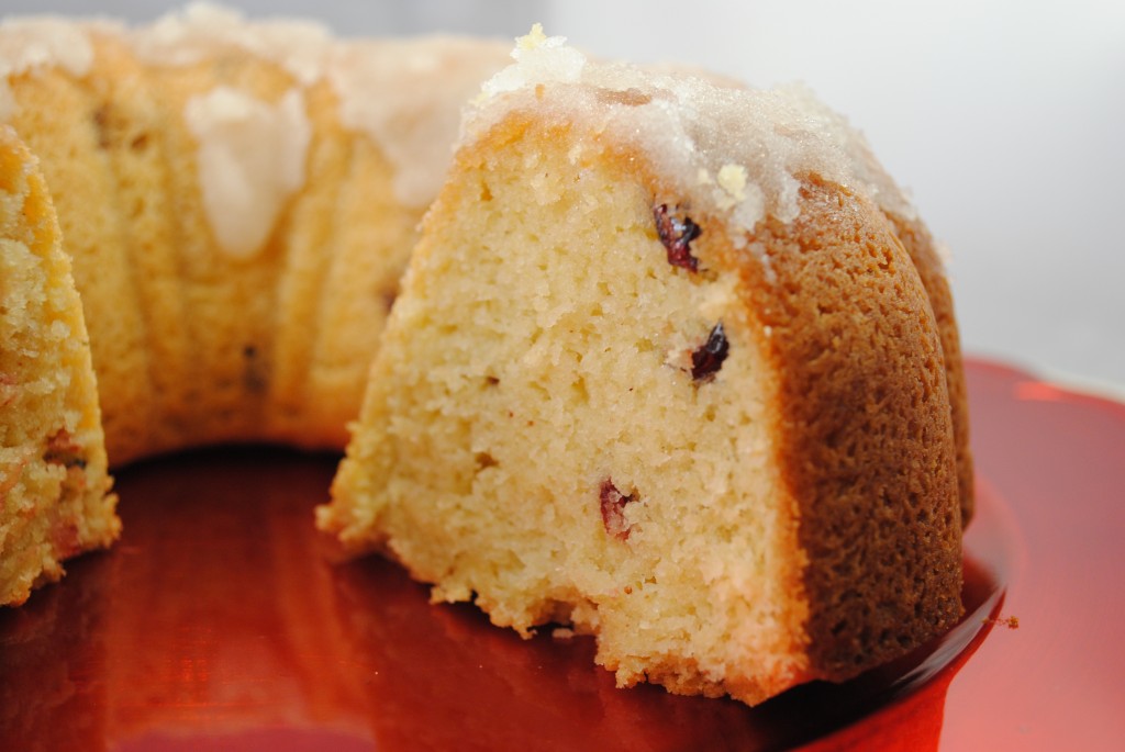 Vegan "Rum-nog" Poundcake with Cranberries