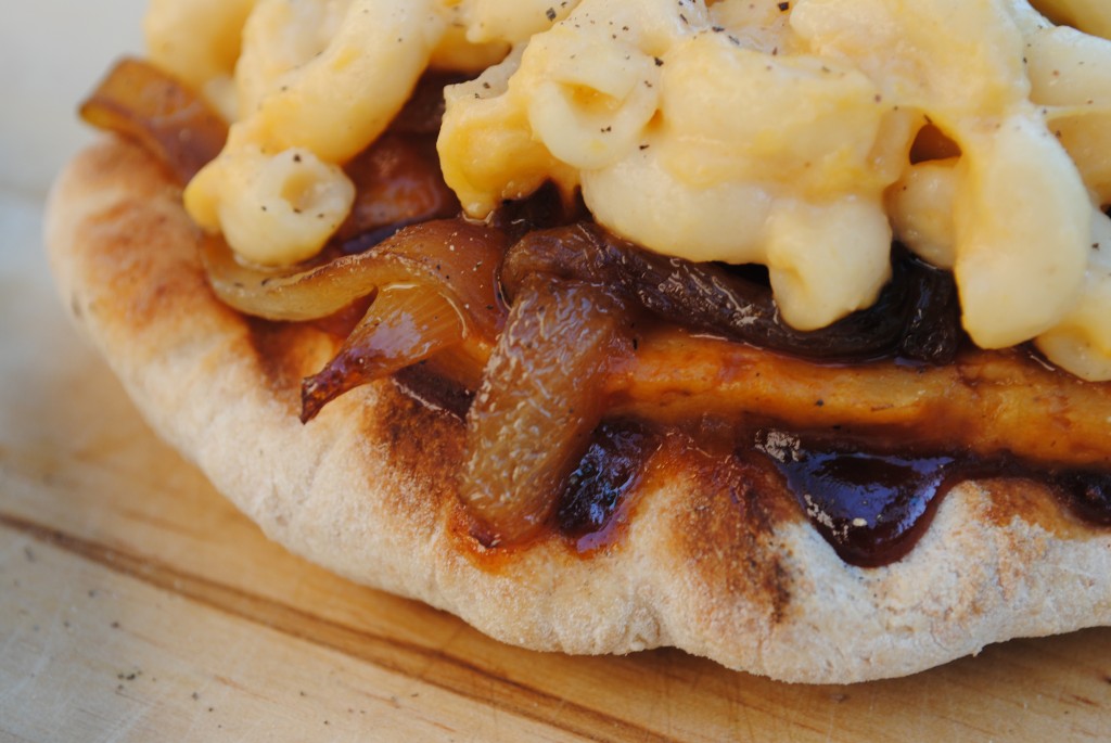 Vegan Cheesy Mac n' Rib Pizza