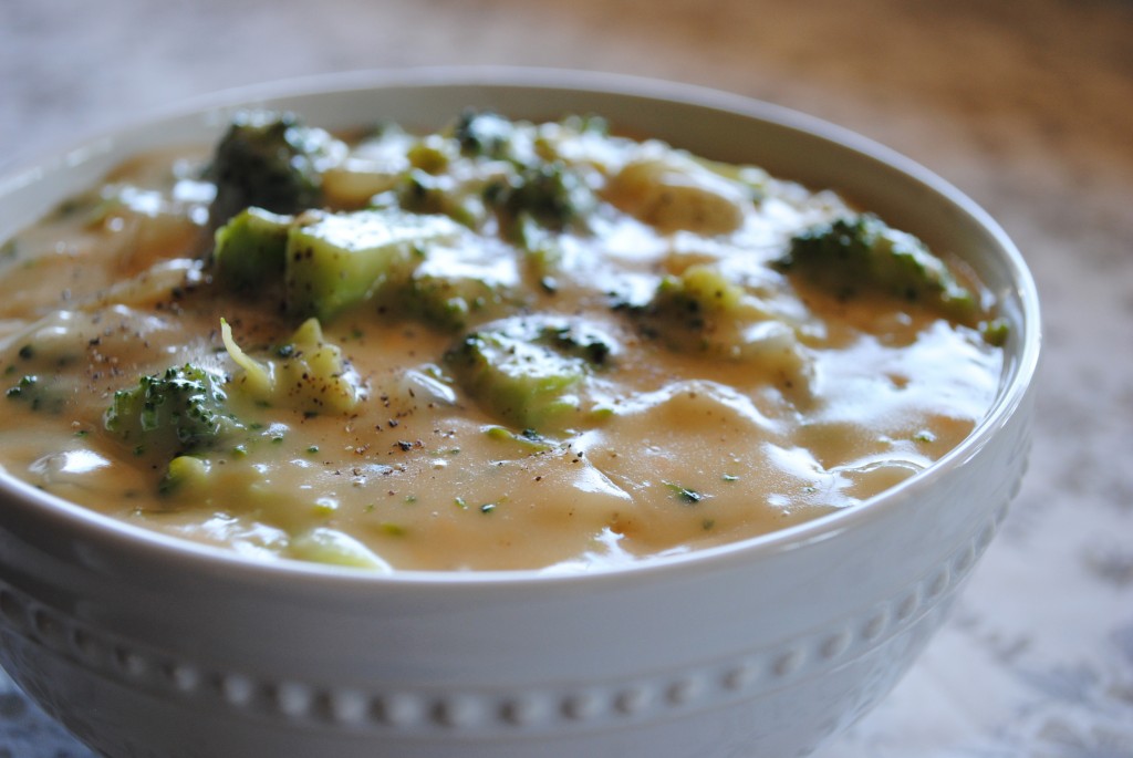 Vegan Broccoli Cheese Soup