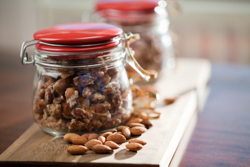 Vegan Sugar Spiced Almonds