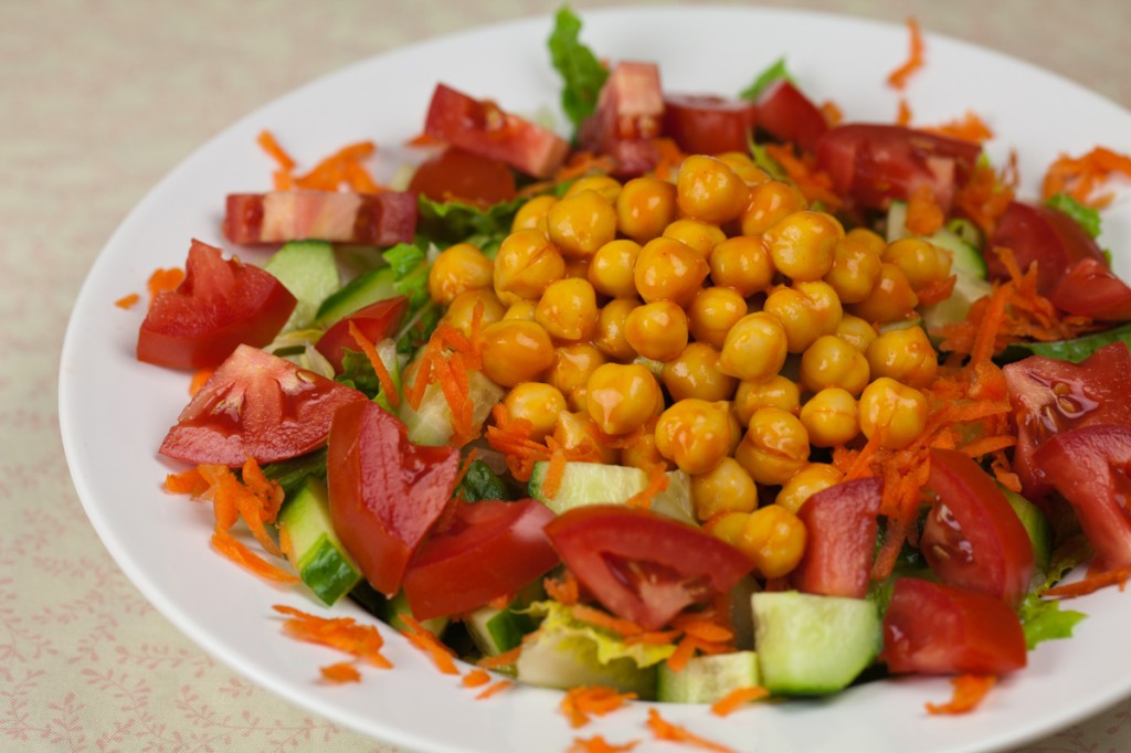 Vegan Buffalo Chickpea Salad