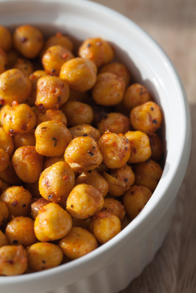 Garlicky Chipotle Chickpeas | www.thatwasvegan.com