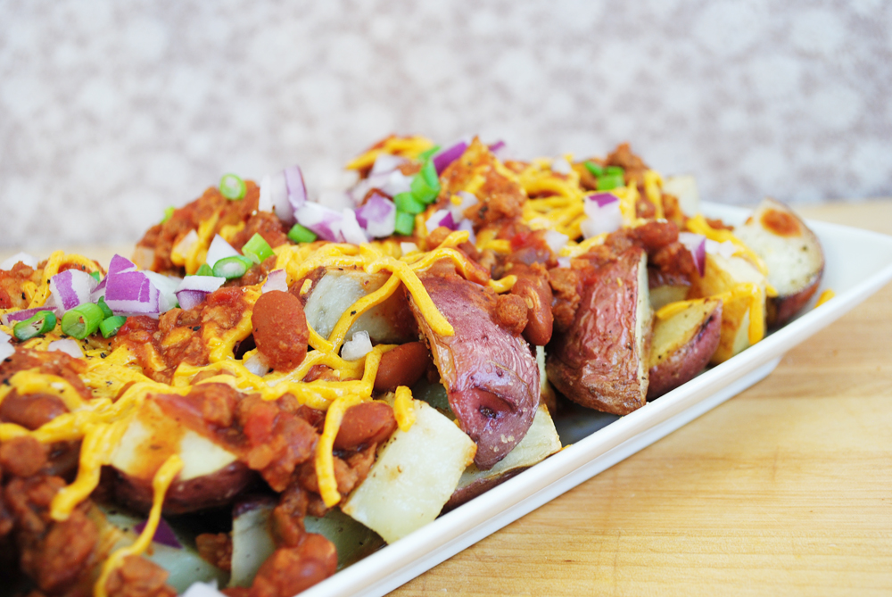 Chili Cheese Red Potatoes | www.thatwasvegan.com