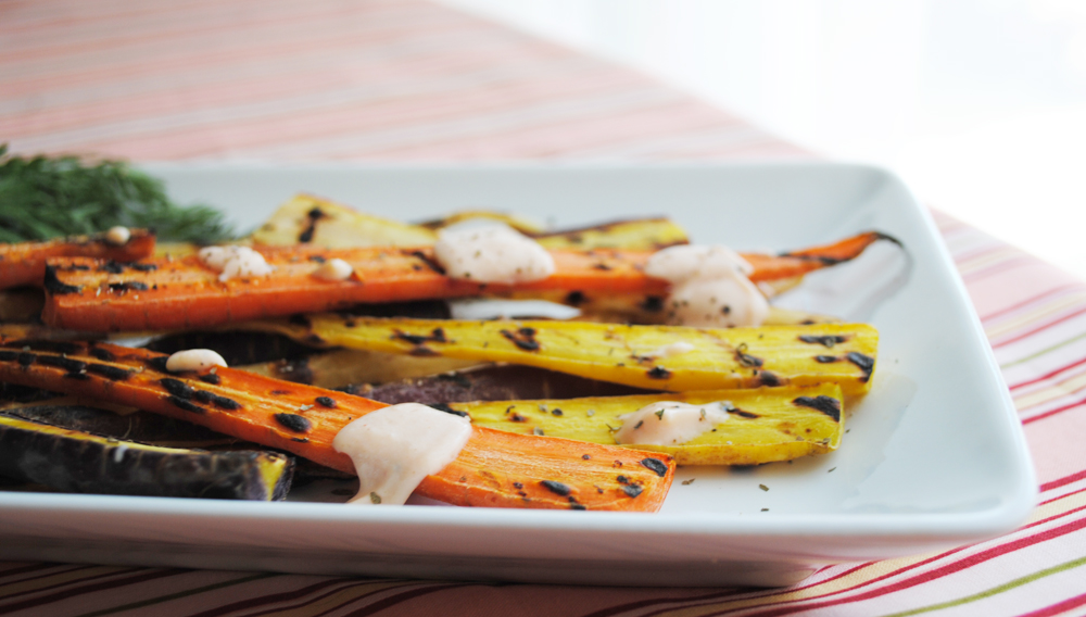 Grilled Carrots with a Sriracha Cream Sauce | www.thatwasvegan.com